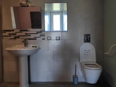 Salle de bains dans l'établissement La Cricque