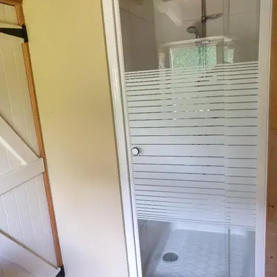 Salle de bains dans l'établissement Gîte de la Founauderie