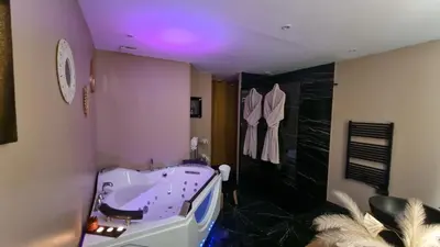 Un ou plusieurs lits dans un hébergement de l'établissement Nouveau - L'instant Passion - Love Room
