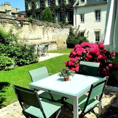 Apt duplex ou plain pied tout confort plein centre ville Bayeux proche commerces