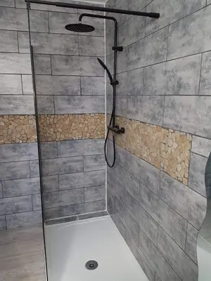 Salle de bains dans l'établissement La Mouette