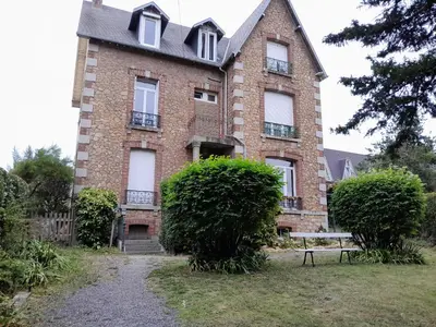 Jardin de l'établissement Petit bijou à Saint Pair sur Mer