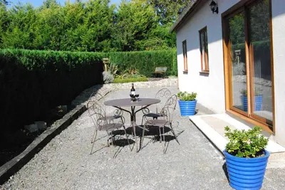Jardin de l'établissement Spacious house for 6 people with a swimming pool