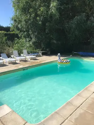Piscine de l'établissement la ferme, Coeur De Combray ou située à proximité
