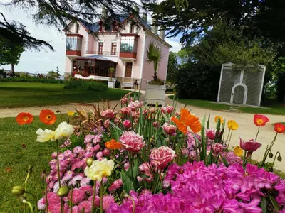 Jardin de l'établissement Maison de vacances 3 chambres à 400 m de la plage Kairon - Saint Pair sur mer