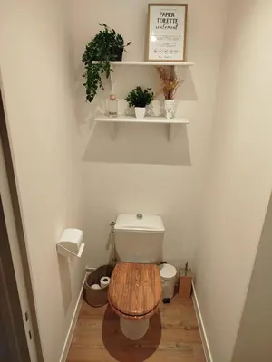 Salle de bains dans l'établissement Gîte Le 101ème dans le centre de Ste Mère Église