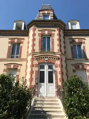 Façade ou entrée de l'établissement Villa saint Louis 3