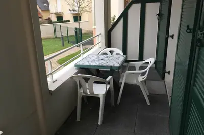 Plan de l'établissement Appartement rez-de- chaussée sur le port wi-fi 4G