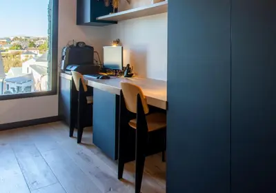 Cuisine ou kitchenette dans l'établissement La Villa Thelma 5 étoiles, piscine, sauna et jacuzzi