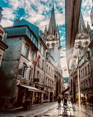 Vue générale sur Caen ou vue de la ville depuis l'appartement