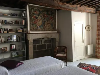 Un ou plusieurs lits dans un hébergement de l'établissement La Maison des Matignon 1