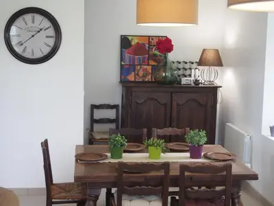 Coin salon dans l'établissement Maison Tombelaine