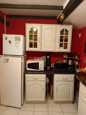 Cuisine ou kitchenette dans l'établissement LA CAMPAGNETTE