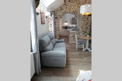 Cuisine ou kitchenette dans l'établissement La Rose des Vents Côte des Isles