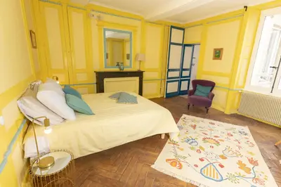 Un ou plusieurs lits dans un hébergement de l'établissement LES URSULINES Centre Historique de BAYEUX
