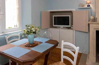 Cuisine ou kitchenette dans l'établissement LES URSULINES Centre Historique de BAYEUX