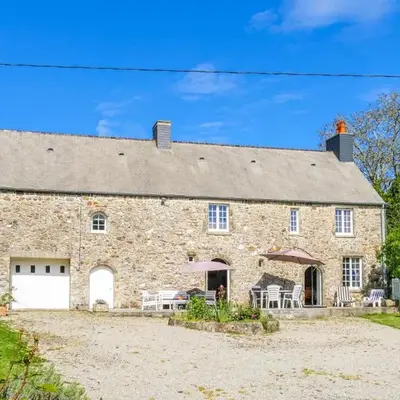 Gorgeous Home In Bricquebec-En-Cotentin