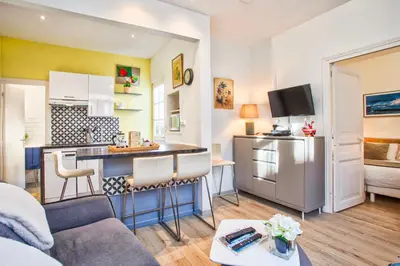 Cuisine ou kitchenette dans l'établissement La Maison de Pêcheur de Ginette