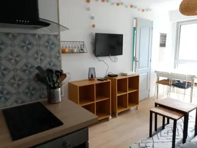 Cuisine ou kitchenette dans l'établissement Appartement cocoon à Courseulles sur Mer