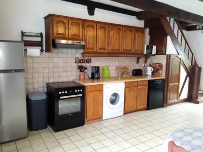 Cuisine ou kitchenette dans l'établissement GITES KERSIMON