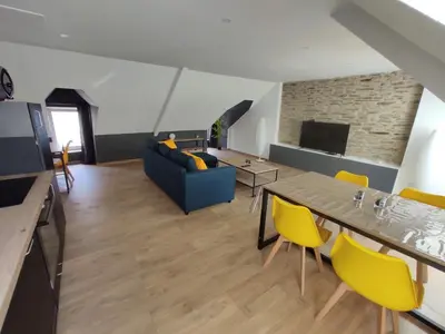 Télévision ou salle de divertissement dans l'établissement Appartement 5 Cherbourg centre avec NETFLIX et WIFI