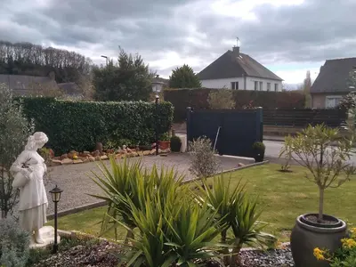 Jardin de l'établissement 6bis rue de la boussaquiere st broladre