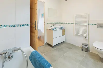 Salle de bains dans l'établissement Gite 4 places, le Domaine de la Vallée