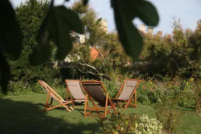 Jardin de l'établissement Villa Juno - Saint-Aubin-sur-Mer - Chambres d'hôtes - Normandie - Plage débarquement