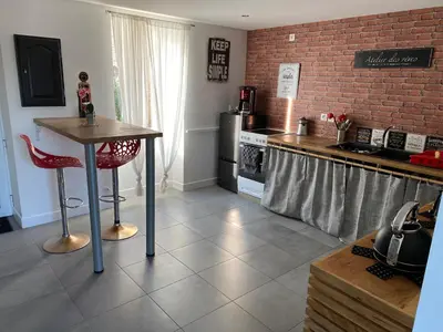 Cuisine ou kitchenette dans l'établissement La bigardiere