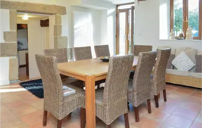 Coin salon dans l'établissement Holiday Home Lieu Dit La Riviere