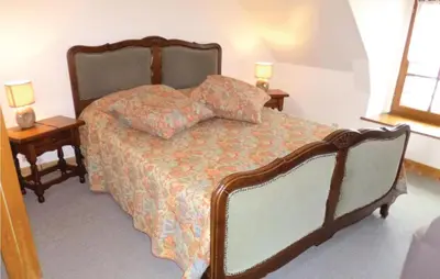 Un ou plusieurs lits dans un hébergement de l'établissement 2 Bedroom Awesome Home In Morsalines