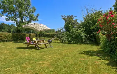 Jardin de l'établissement Holiday Home In Montsernelle