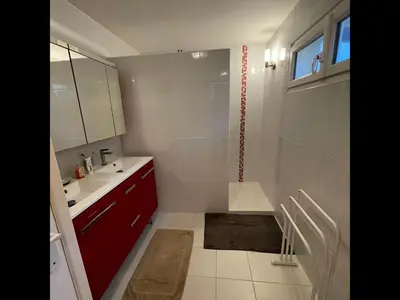 Salle de bains dans l'établissement Balaena - maison avec jardin proche plage