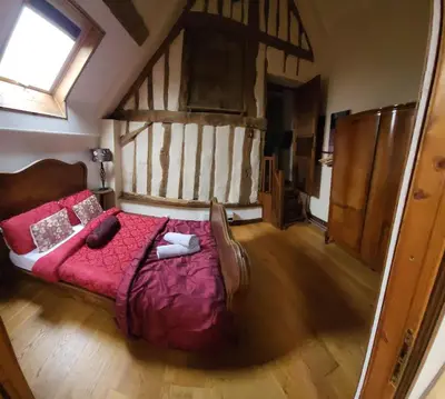 Un ou plusieurs lits dans un hébergement de l'établissement 5 Bed House - Sleeps 10 - Pets - Pool - HotTub