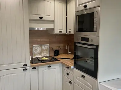 Cuisine ou kitchenette dans l'établissement Cabourg: Appartement 3P à 200m de la plage, 2 chambres, balcon, internet - FR-1-487-277