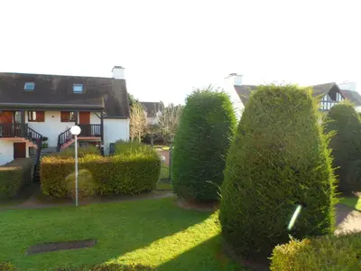Jardin de l'établissement Duplex 3 Pièces Proche Plage à Cabourg, 6 Pers., Parking Privé - FR-1-487-280