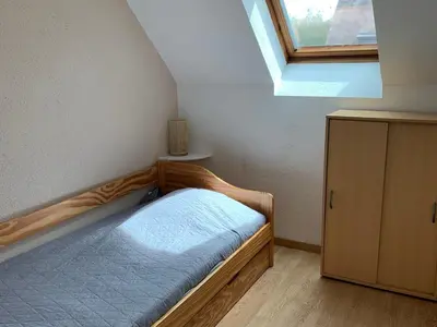 Un ou plusieurs lits dans un hébergement de l'établissement Duplex 3 Pièces Proche Plage à Cabourg, 6 Pers., Parking Privé - FR-1-487-280