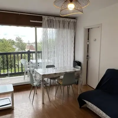 Appartement 2 pièces en front de mer avec balcon