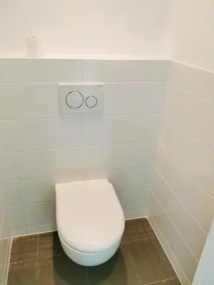 Salle de bains dans l'établissement L'Etape du Mont, Family Hostel