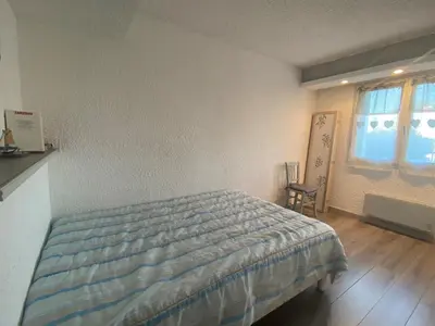 Un ou plusieurs lits dans un hébergement de l'établissement Appartement 2 pièces avec terrasse privative, animaux admis - FR-1-487-332