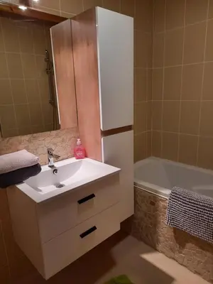 Salle de bains dans l'établissement Cottage Le Pélican 3 chambres, à 5 minutes du Mont St Michel