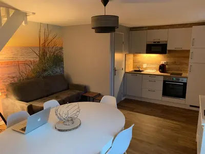 Cuisine ou kitchenette dans l'établissement La Dunette Port Guillaume - Cabourg -piscine et mer à pied