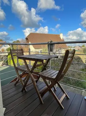 Balcon ou terrasse dans l'établissement Appartement cosy sous les toits