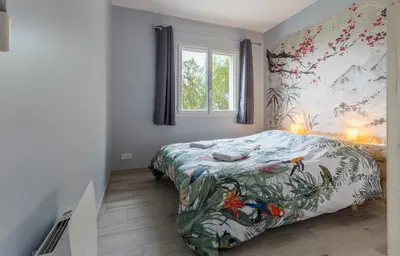 Un ou plusieurs lits dans un hébergement de l'établissement La proue - appt avec terrasse à moins de 100m de la plage