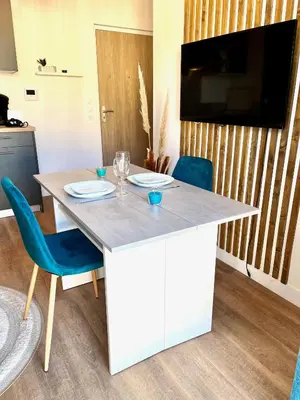 Télévision ou salle de divertissement dans l'établissement Errakis, Joli studio secteur Hippodrome