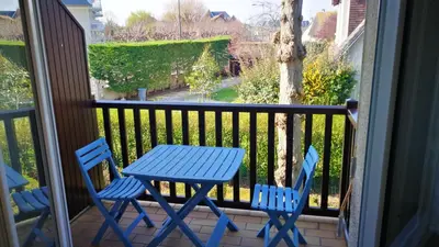 Balcon ou terrasse dans l'établissement Charmant 2 pièces à 5 mn à pied de la mer