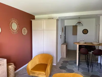 Coin salon dans l'établissement Escapade Courseullaise