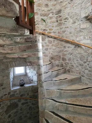 Plan de l'établissement Auberge de la vallée de la douve