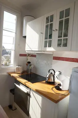 Cuisine ou kitchenette dans l'établissement Le Proust sans souci