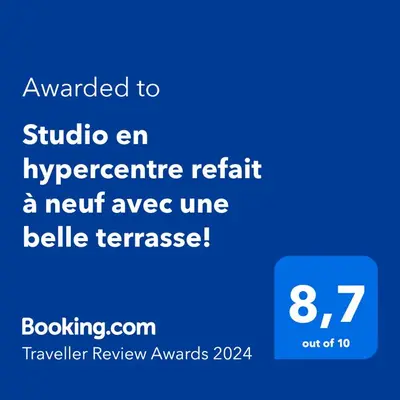 Certificat, récompense, panneau ou autre document affiché dans l'établissement Studio en hypercentre refait à neuf en 2023 avec une belle terrasse!